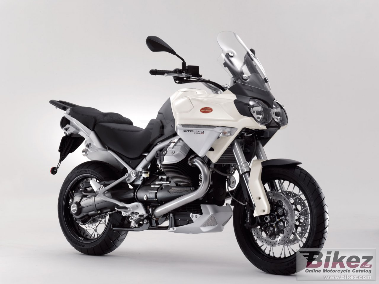 Big Moto Guzzi stelvio 4v picture and wallpaper from Bikez.com